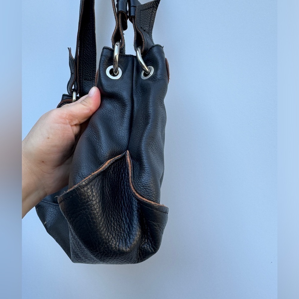 Nicoli Black Pebble Leather Brown Trim Shoulder Bag - Picture 8 of 16